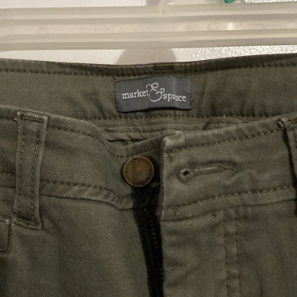 Market and Spruce pants - Picture 2 of 8